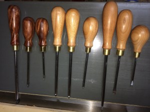 Set of 9 drivers.